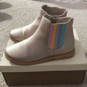 Tucker + Kate girls size 13 gold booties